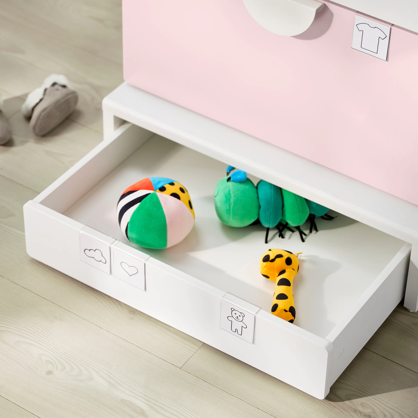 IKEA SMÅSTAD / UPPFÖRA Wardrobe White Pale Pink/with 4 Drawers 23 5/8x24 3/4x77 1/8 " - Image 9