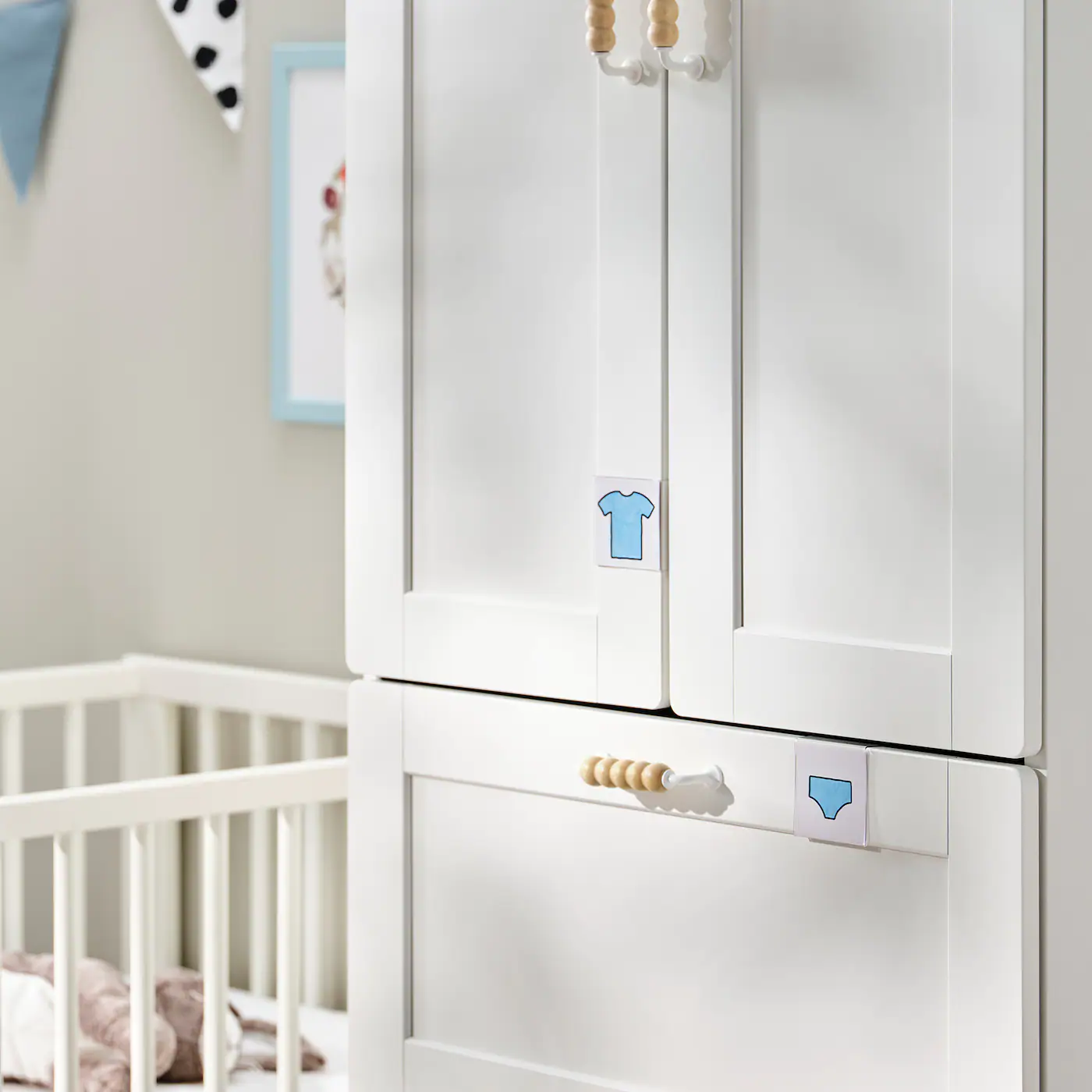 IKEA SMÅSTAD / UPPFÖRA Wardrobe White With Frame/with 3 Drawers 23 5/8x24 3/4x77 1/8 " - Image 4